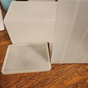 Vintage 1/2 Gallon Ice Cream Keeper